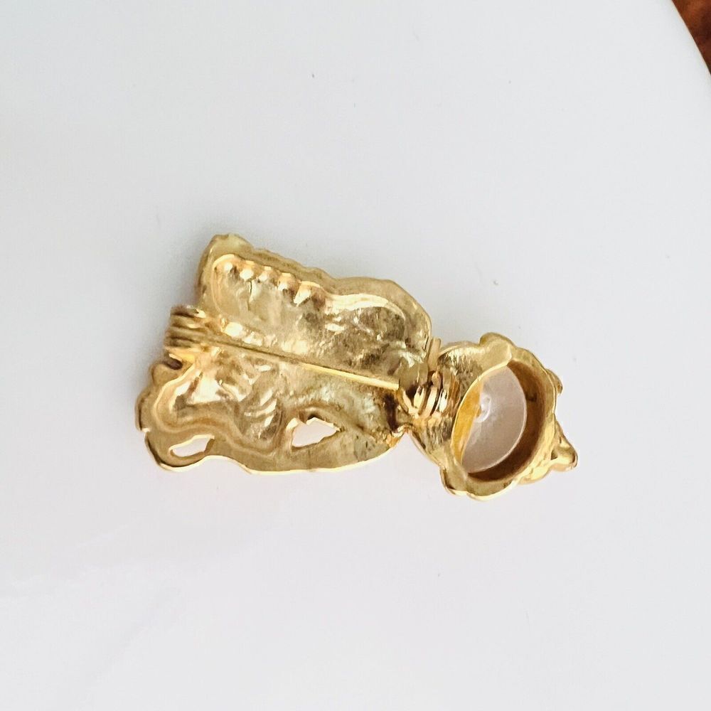 Vintage Brooch Boy Cap Dog Puppy Brushed Gold Tone Pearl Head Rhinestones 1208 - Picture 6 of 8